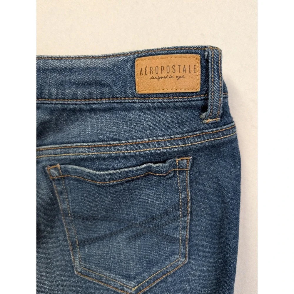 Aeropostale‎ Womens Bermuda Shorts Size 2 Distressed Cuffed Blue Denim